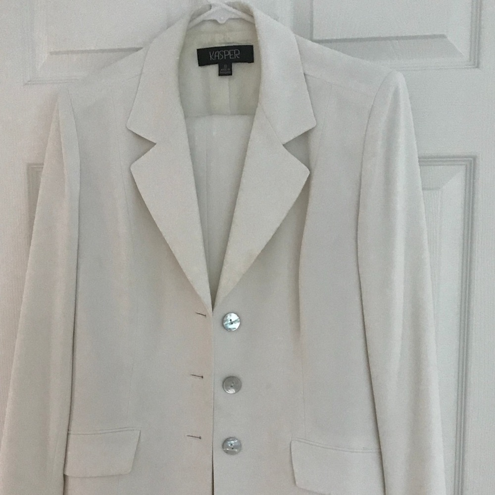 White Kasper Suit Blazer and Pants